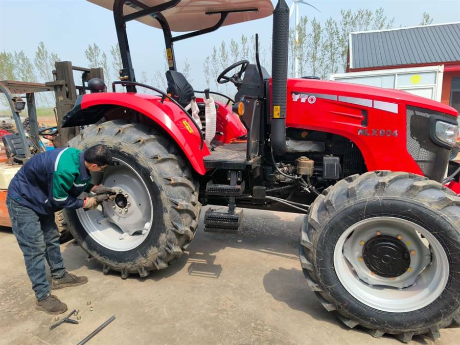 Tracteur YTO NLX904